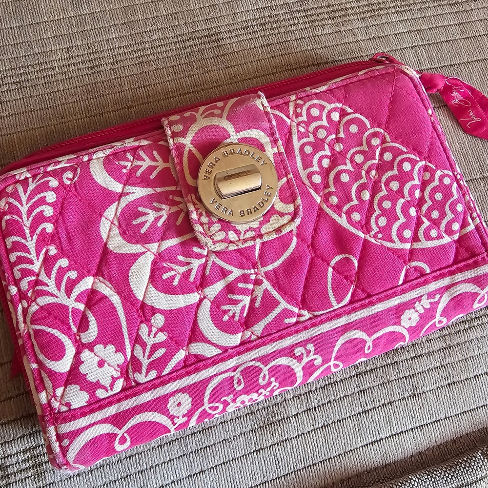 Vera Bradley Pink and Cream Quilted Wallet